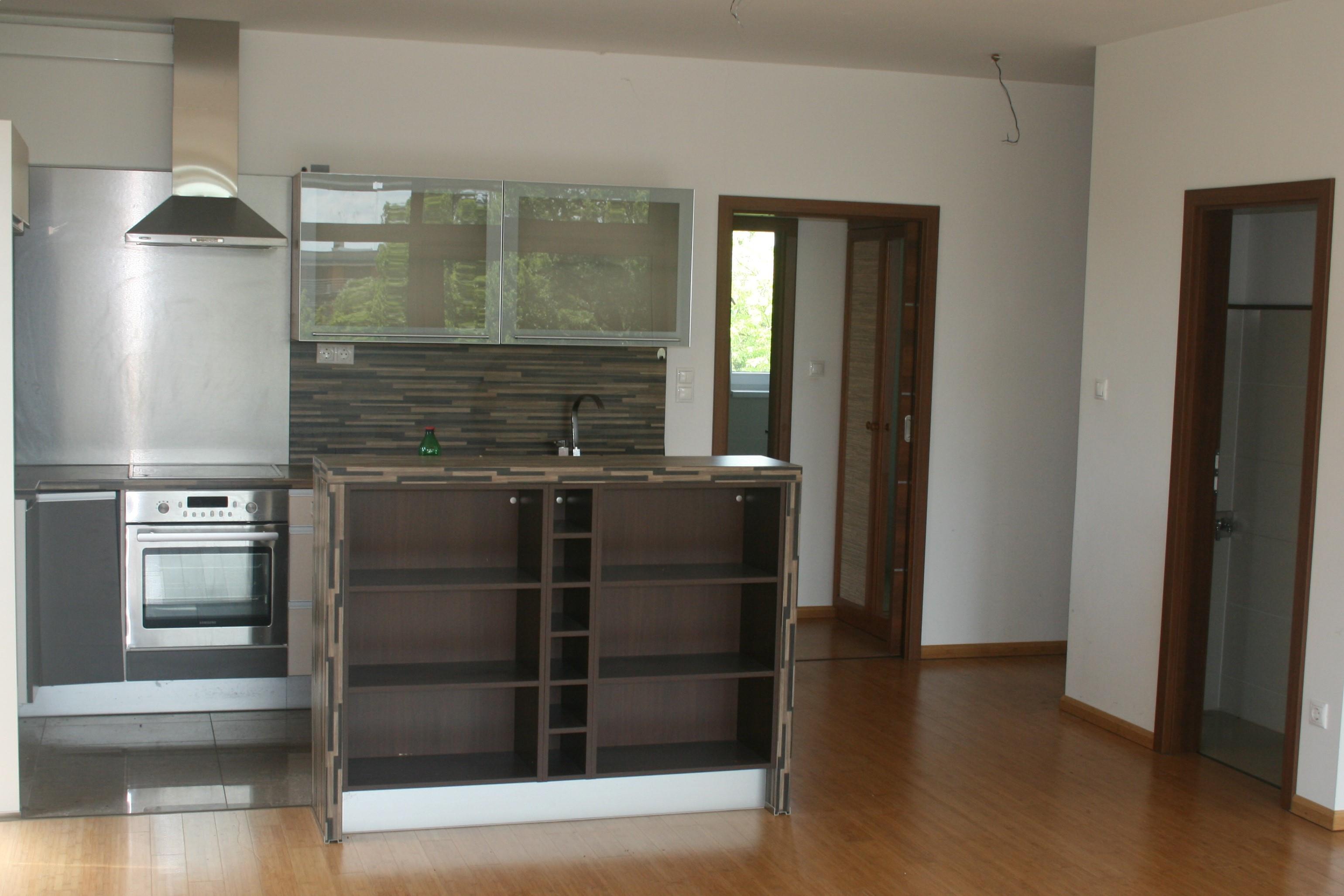 116sm, 4 rooms apartment with panoramic view , roofterrace is for sale in an apartmenthpse with swimming pool in Budapest