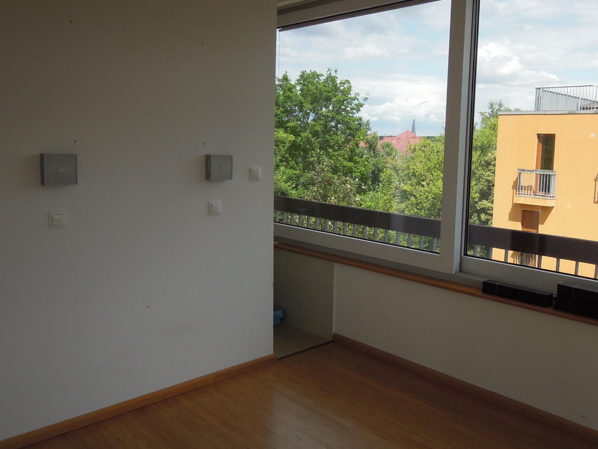 116sm, 4 rooms apartment with panoramic view , roofterrace is for sale in an apartmenthpse with swimming pool in Budapest